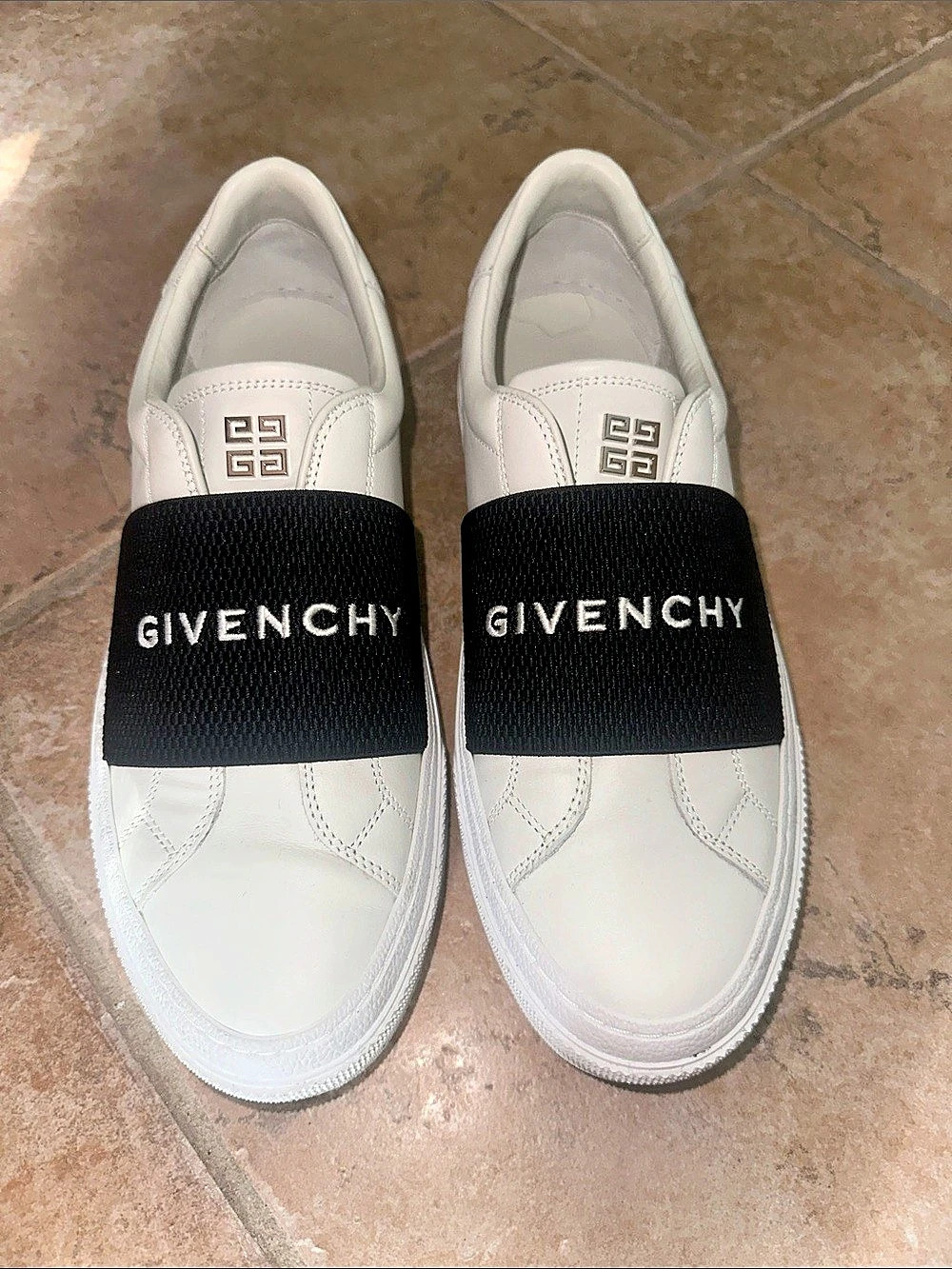 Authentic Givenchy City Sport Sneaker SZ 39 1/2